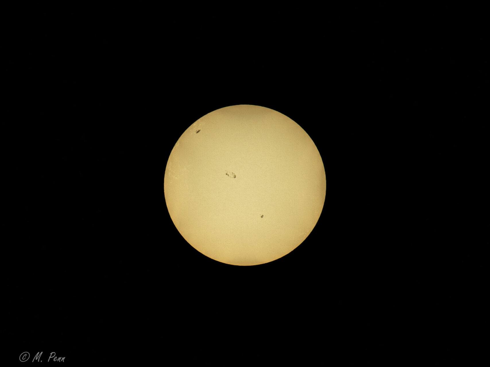 Sonne mit vielen Sonnenflecken