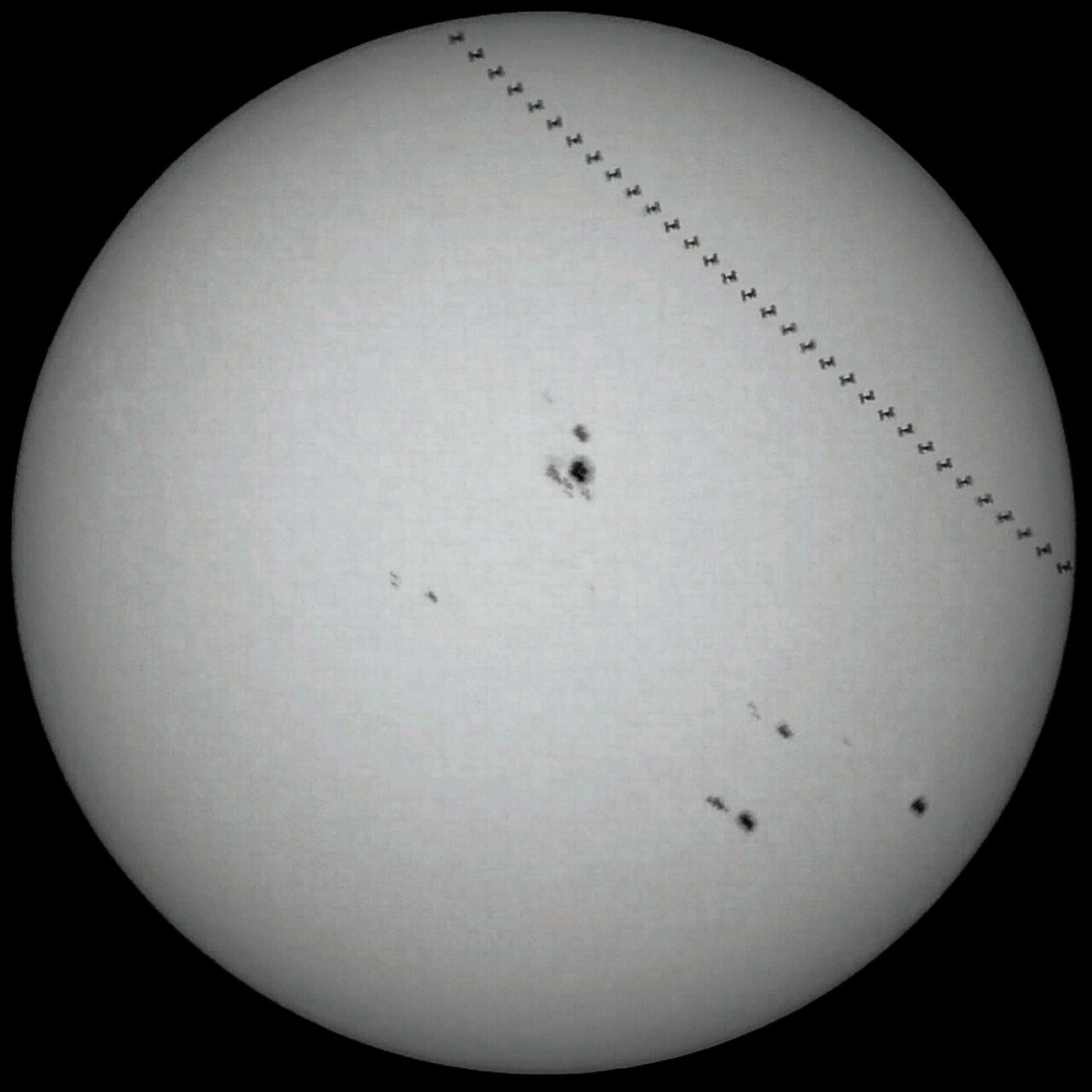 ISS-Transit-020826