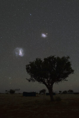 Mehr über den Artikel erfahren Magellansche Wolken in Namibia